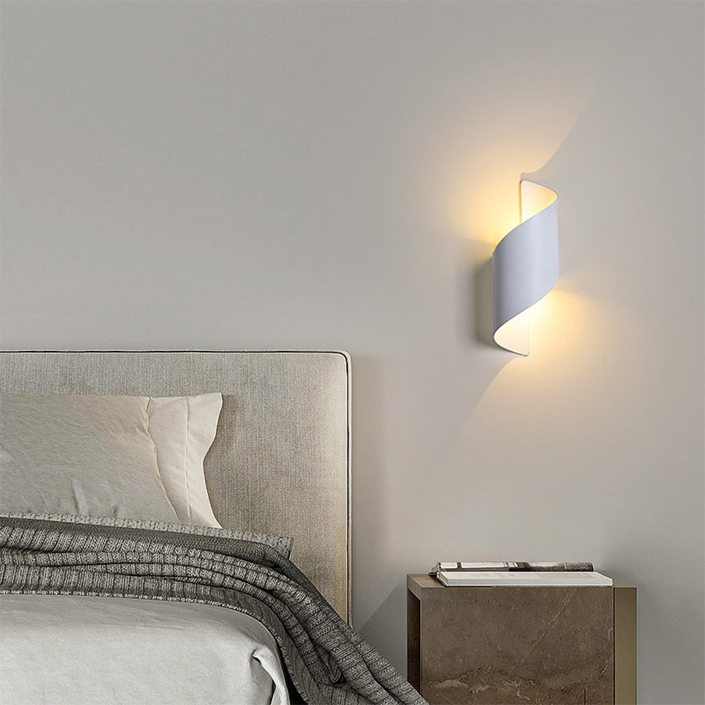 Sleek Minimalist LED Wall Sconce - Up/Down Lighting Aluminum Fixture