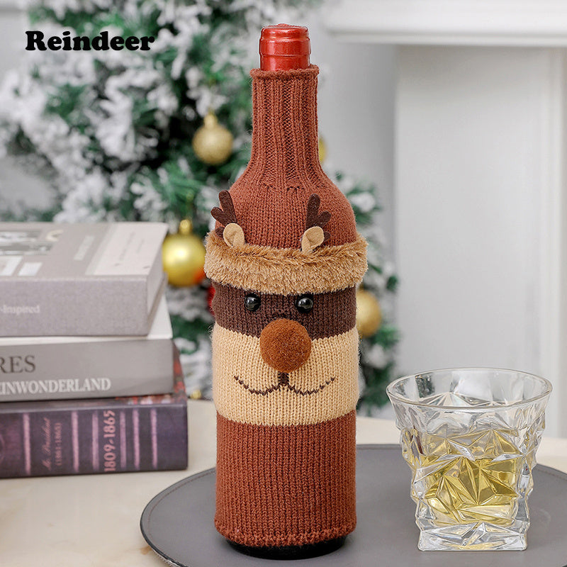 Santa Wine Bottle Cover – Knitted Christmas Bottle Sleeve for Holidays