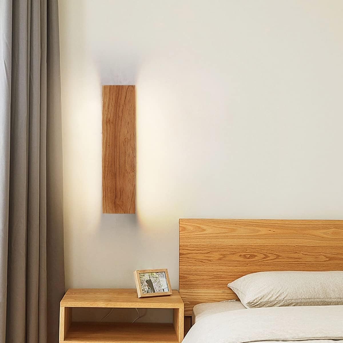 Rotatable Wood LED Wall Sconce - Modern Minimalist Bedside Reading Light