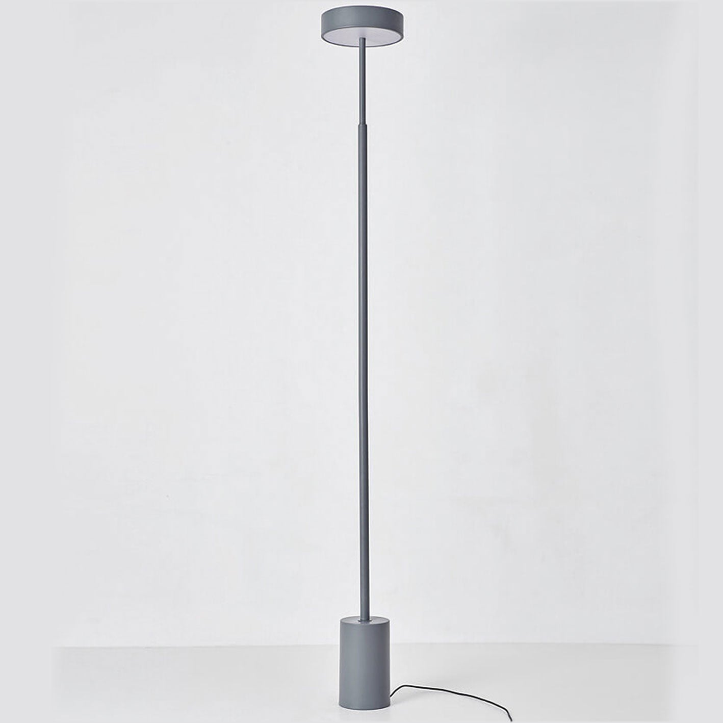 Slim LED Column Floor Lamp – Nordic Minimalist Lighting