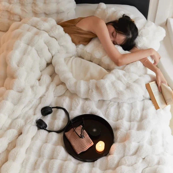Luxury Rabbit Faux Fur Throw Blanket | Ultra-Soft Plush Blanket