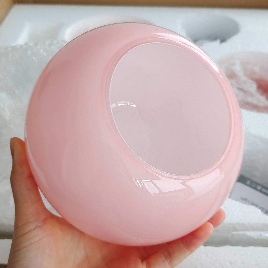 AuroraGlow - Marshmallow Chandelier