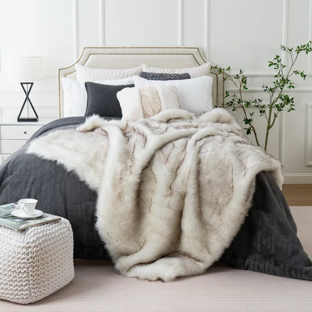 Luxury Fox Faux Fur Throw Blanket | Soft Plush Decorative Blanket