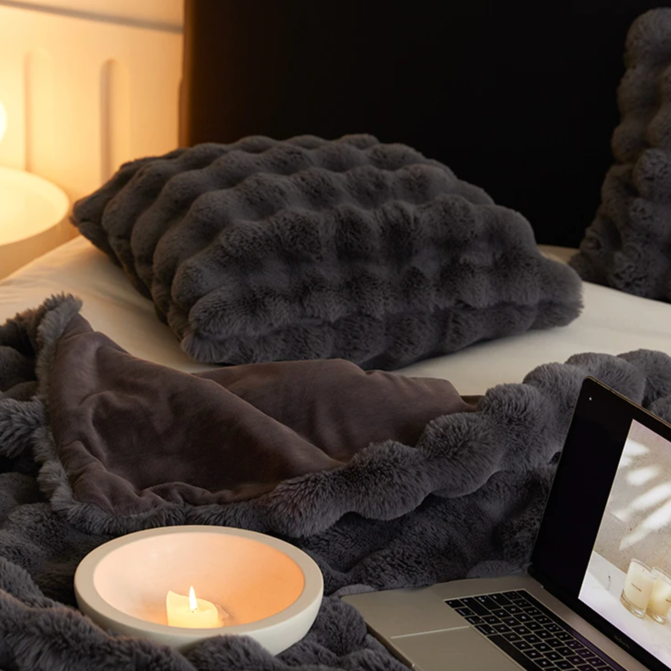 Luxury Rabbit Faux Fur Throw Blanket | Ultra-Soft Plush Blanket