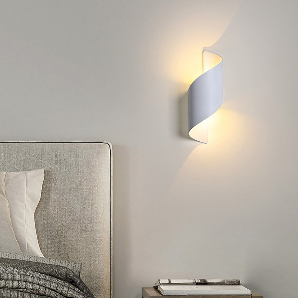 Sleek Minimalist LED Wall Sconce - Up/Down Lighting Aluminum Fixture