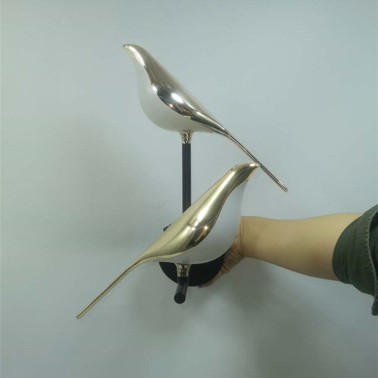 Modern Magpie Bird LED Table Lamp – Nordic Minimalist Desk Lighting
