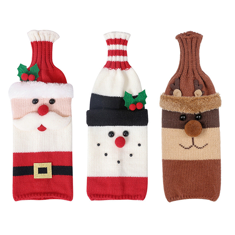 Santa Wine Bottle Cover – Knitted Christmas Bottle Sleeve for Holidays
