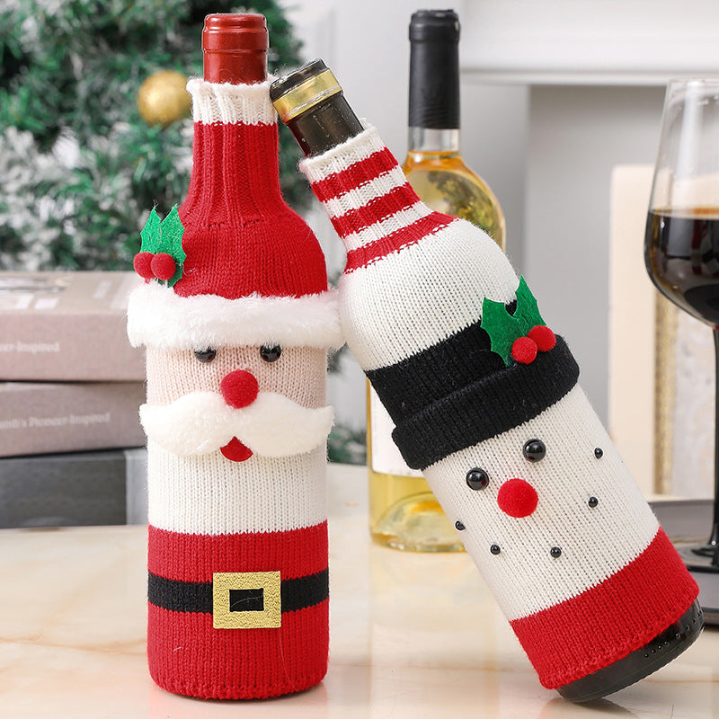 Santa Wine Bottle Cover – Knitted Christmas Bottle Sleeve for Holidays