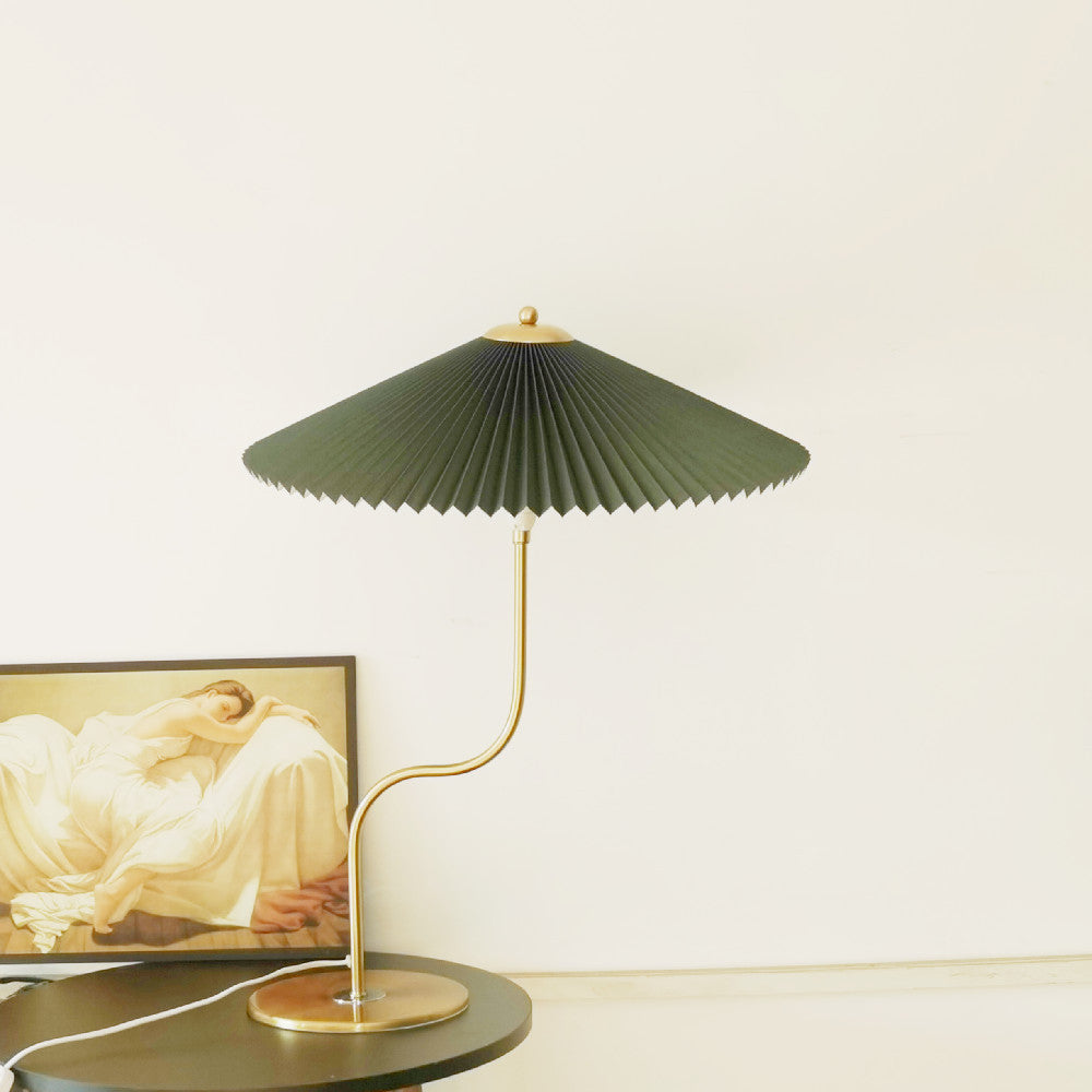 Retro Pleated Table Lamp with Umbrella Shade | Vintage Brass Decorative Desk Lamp for Bedroom & Living Room