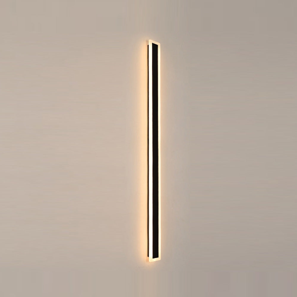 Modern Outdoor LED Wall Light – IP65 Waterproof, Minimalist Black Acrylic Sconce