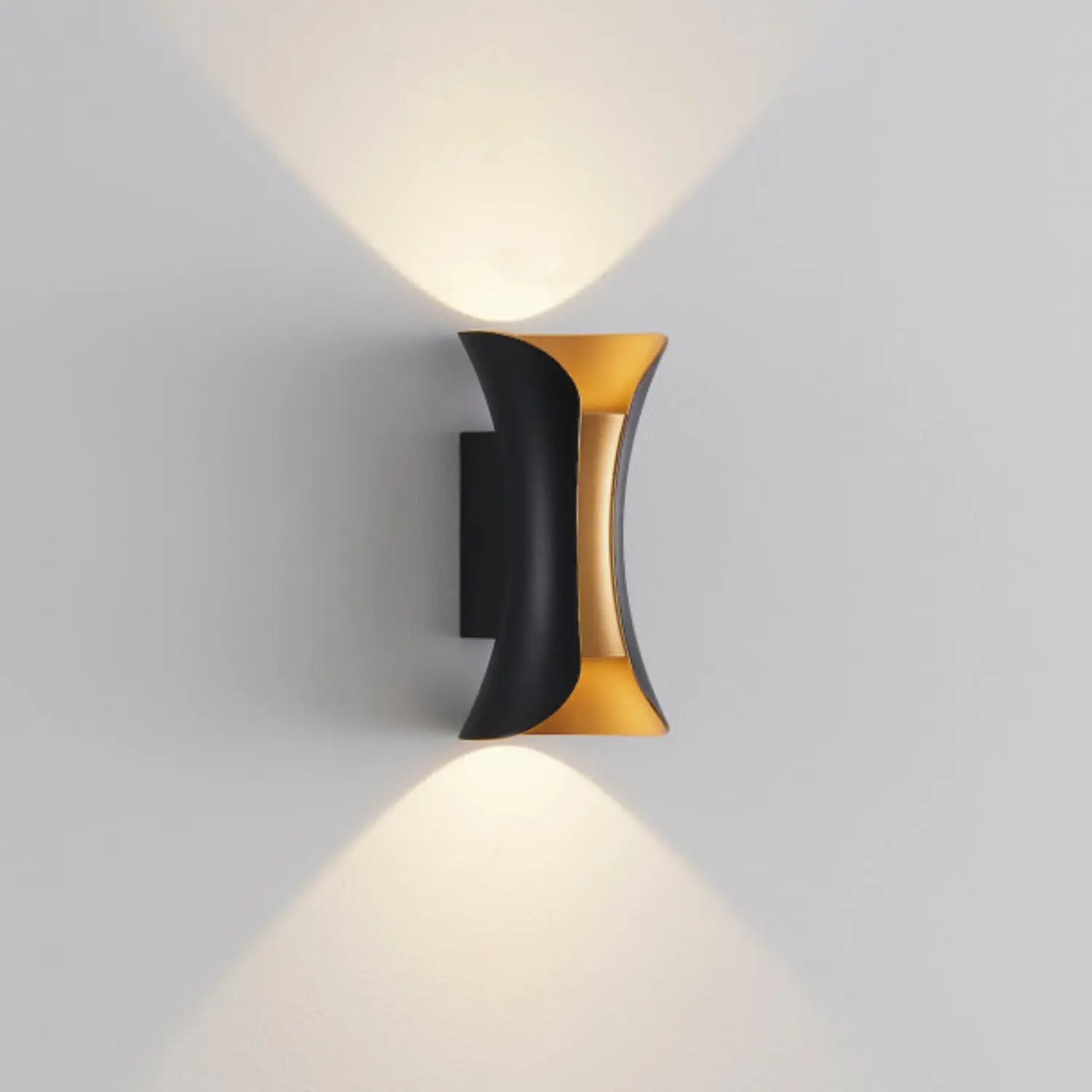 ClimaGlow – Waterproof Outdoor Wall Light with LED