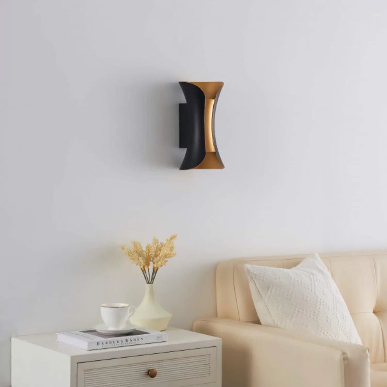 ClimaGlow – Waterproof Outdoor Wall Light with LED