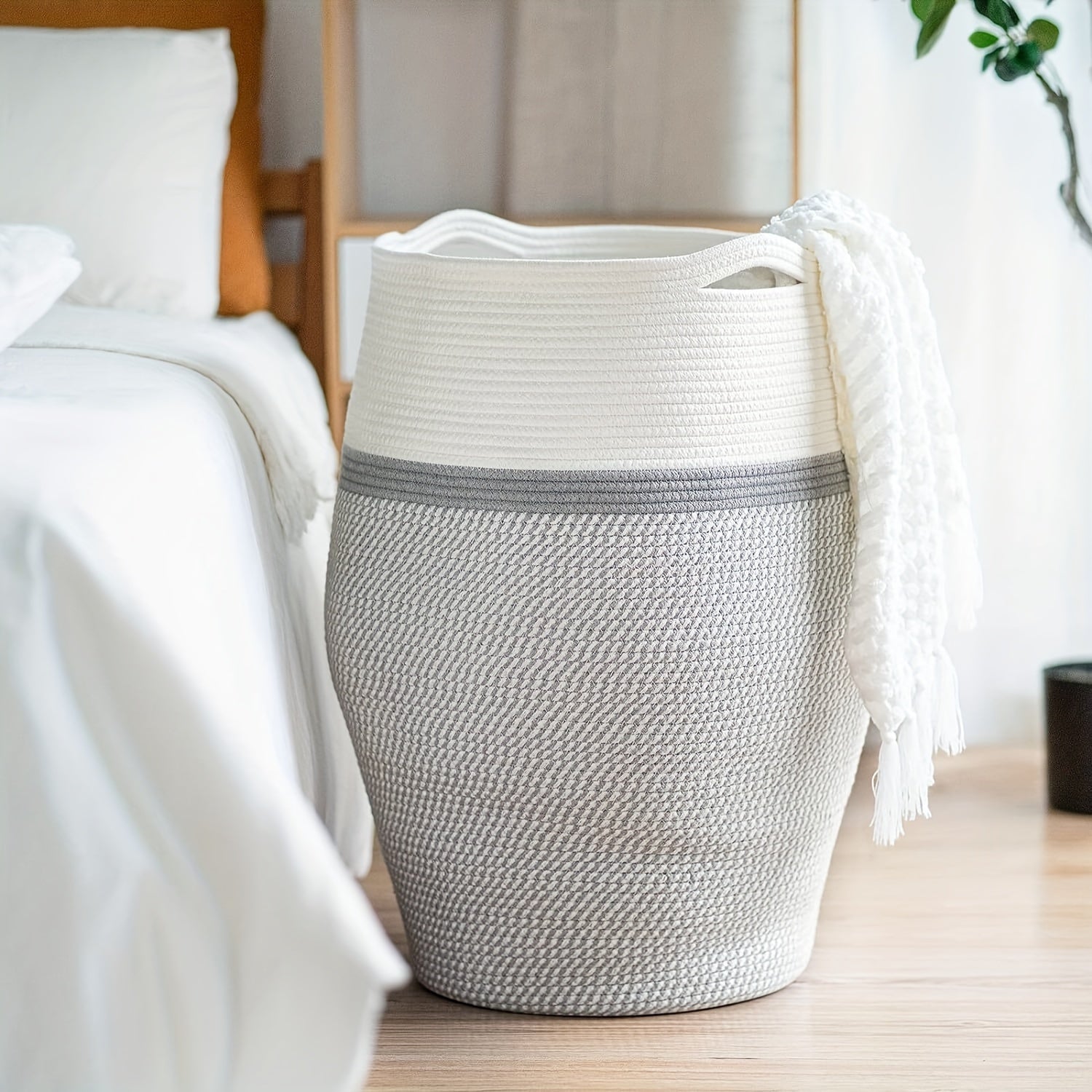 Large Woven Wicker Laundry Basket – Durable & Elegant Hamper for Laundry Room Storage