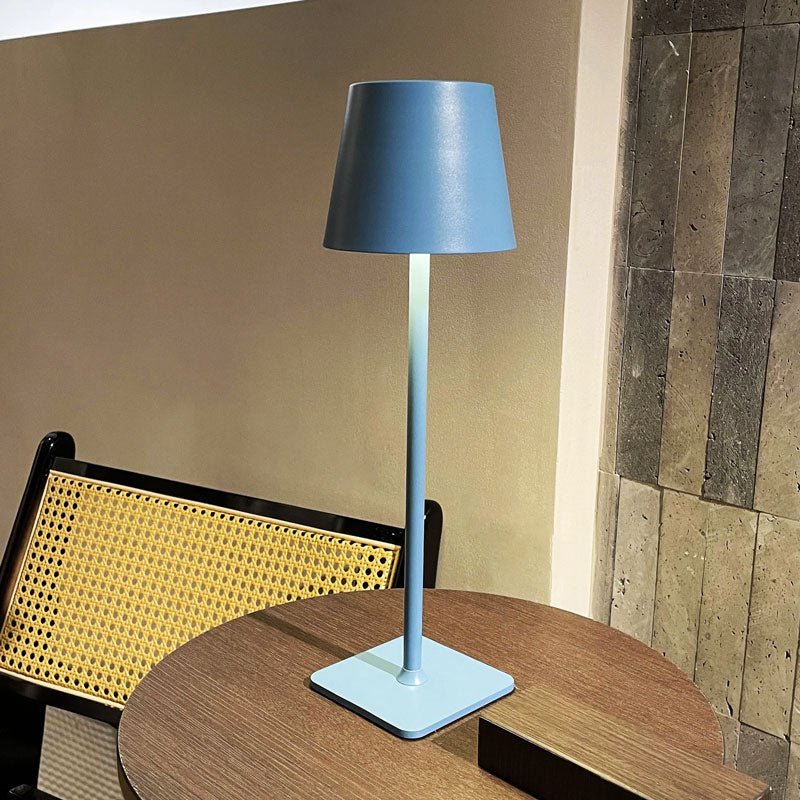 Modern Rechargeable LED Table Lamp – Wireless Cordless Design with Touch Control & Dimmable Light