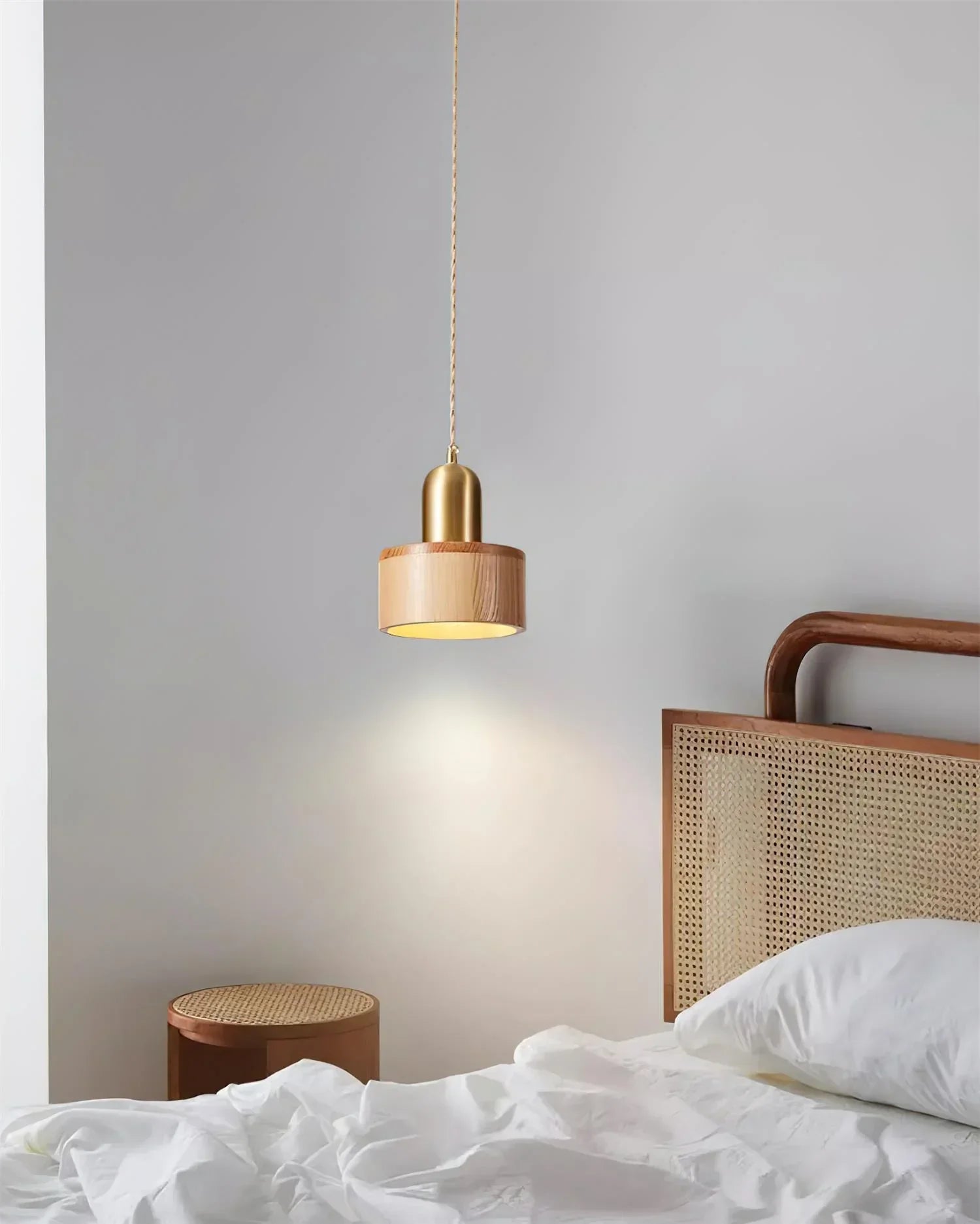 Zenora – Japanese-Style Pendant Light