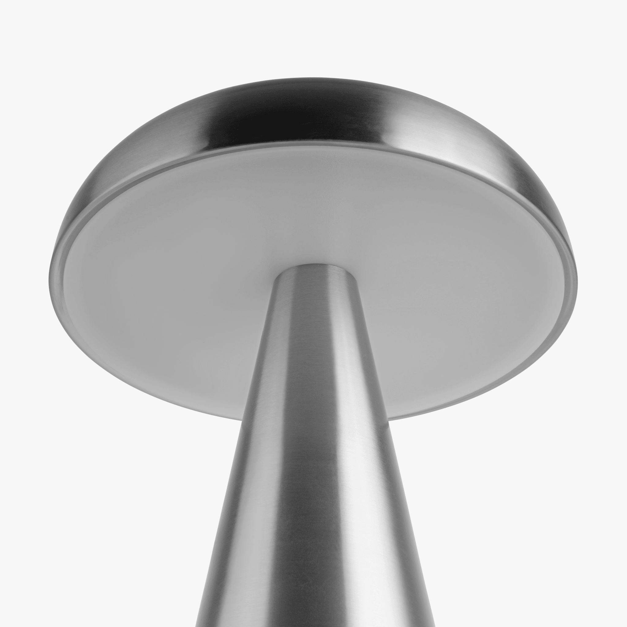 Lucido Portable Lamp