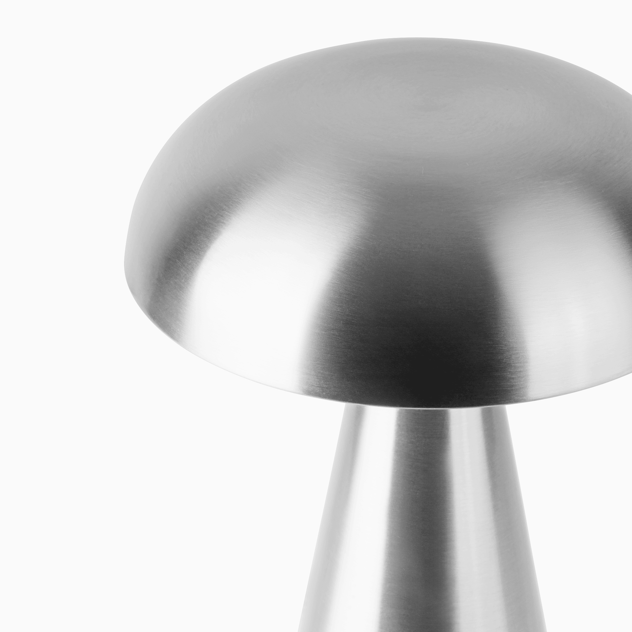 Lucido Portable Lamp