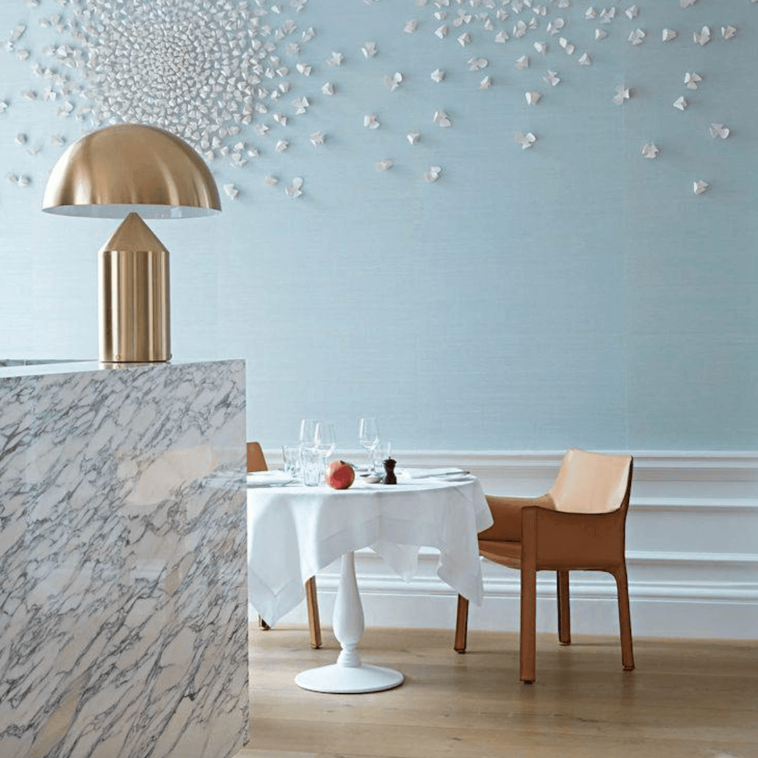 Lustro Table Lamp