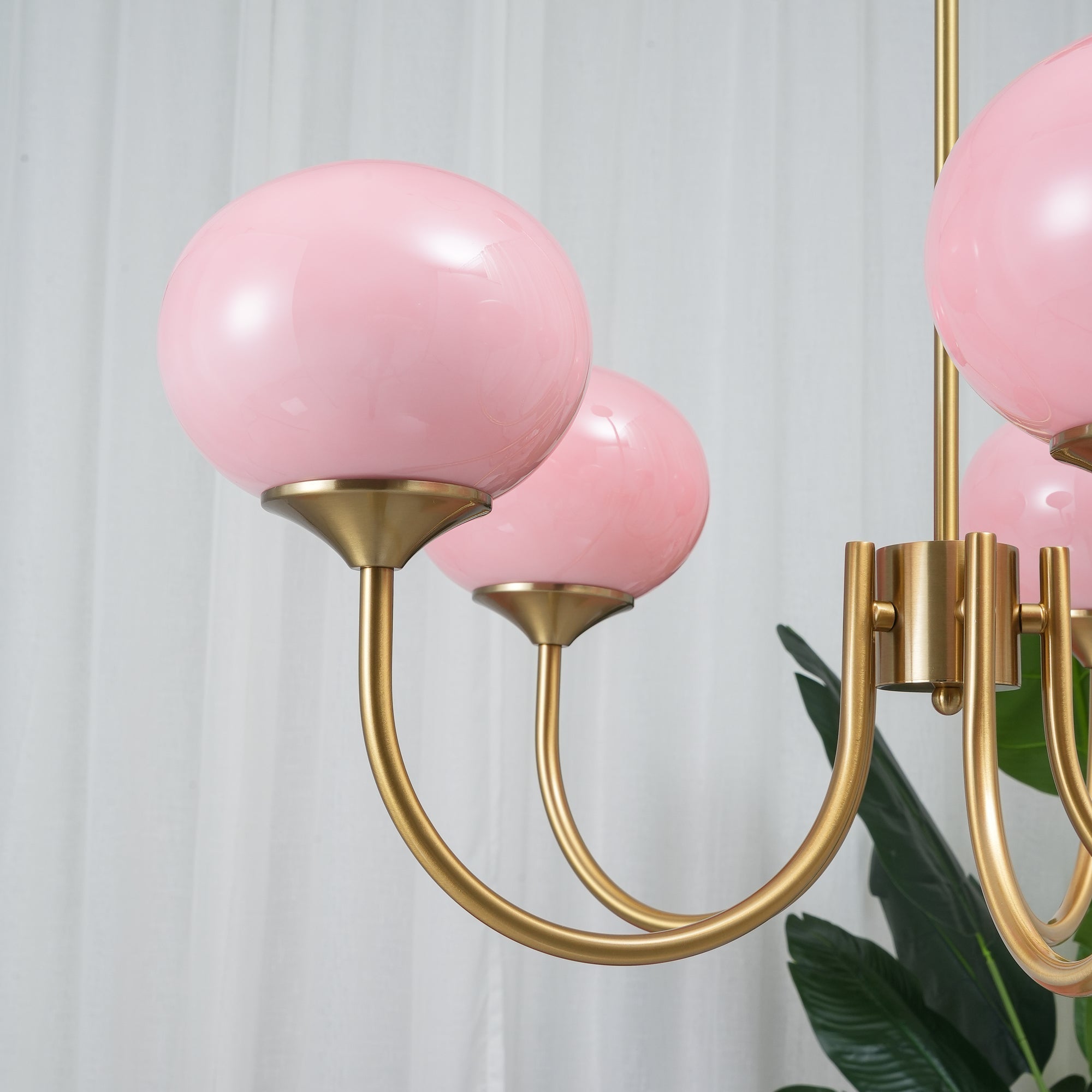 AuroraGlow - Marshmallow Chandelier