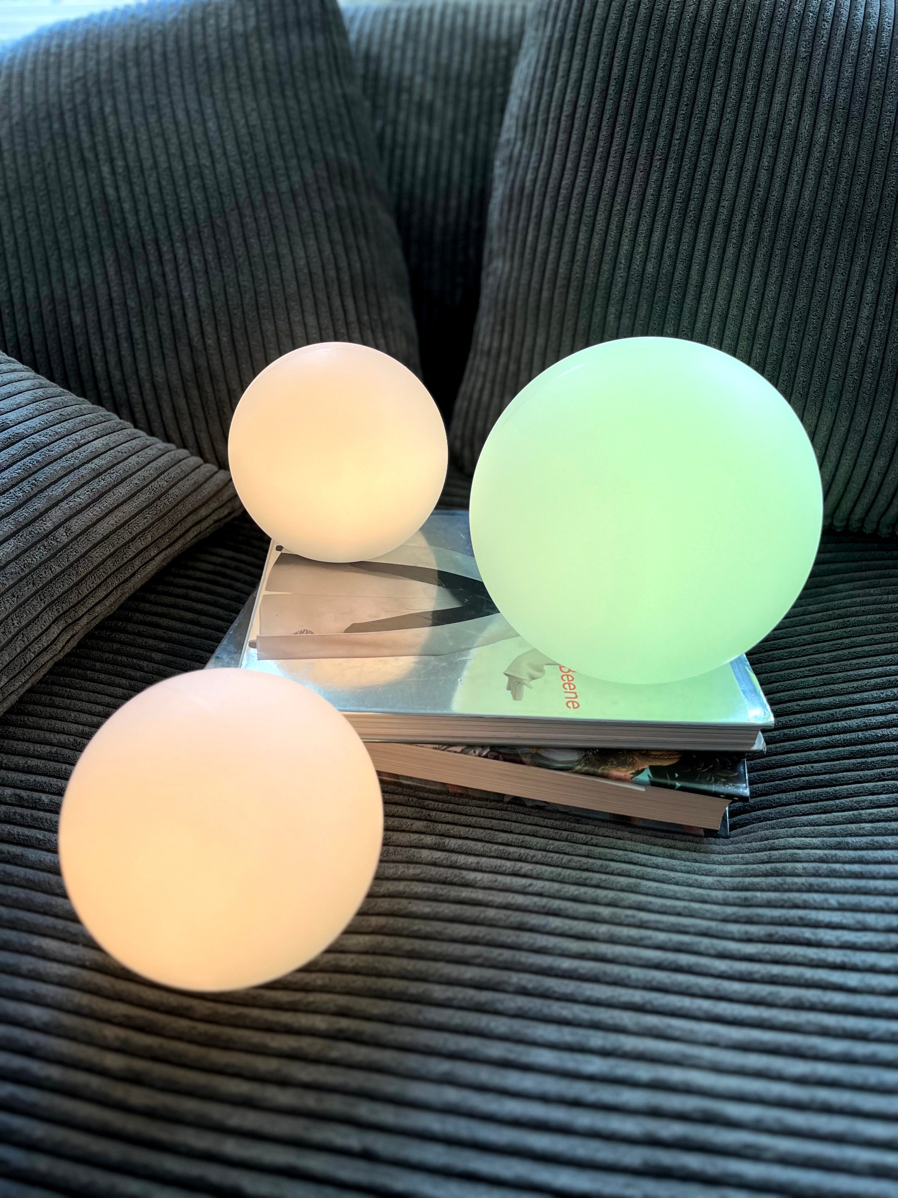 Taavita Cordless LED Table Lamp with Rechargeable Batteries