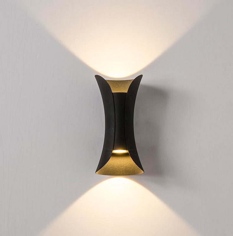 ClimaGlow – Waterproof Outdoor Wall Light with LED