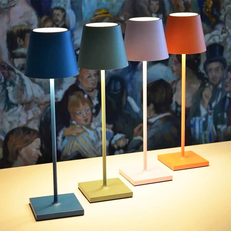 Modern Rechargeable LED Table Lamp – Wireless Cordless Design with Touch Control & Dimmable Light