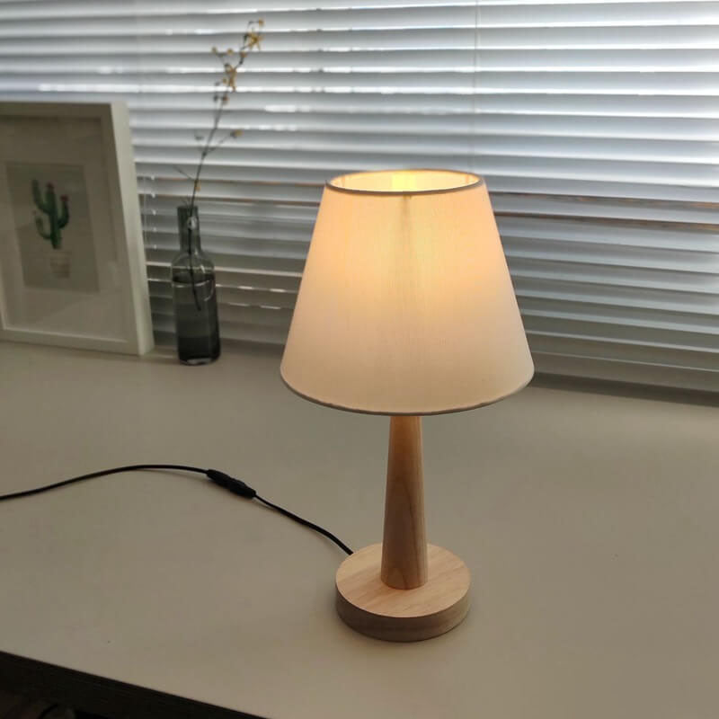 Nordic Solid Wood Cone Table Lamp