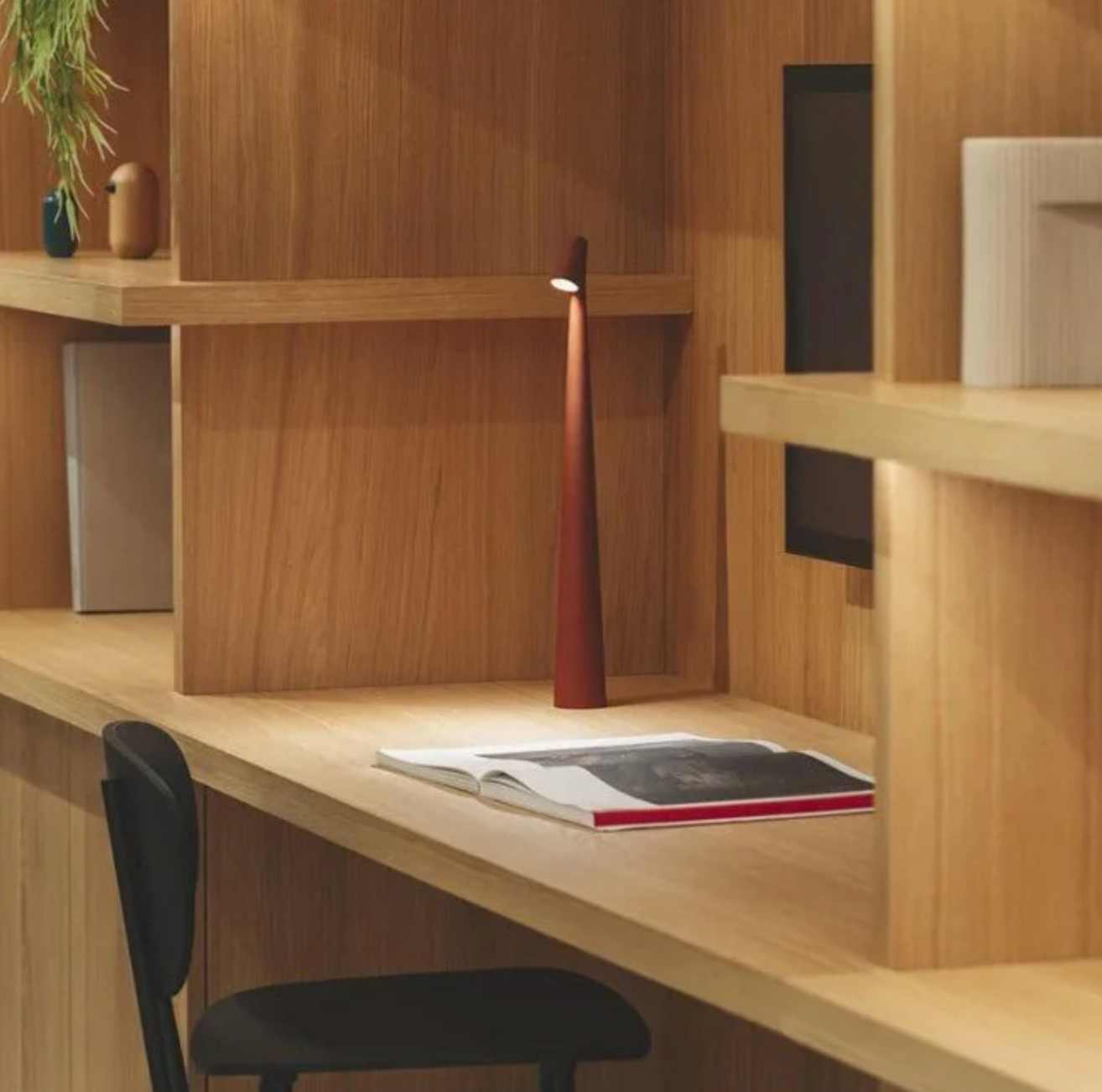 Nordic Minimalist Mood Lamp – Rechargeable Cordless LED Table Lamp with Dimmable Brightness