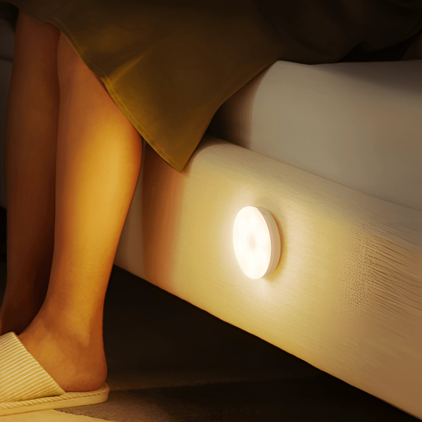 LED Motion Sensor Light - Wireless, Rechargeable, Energy-Efficient