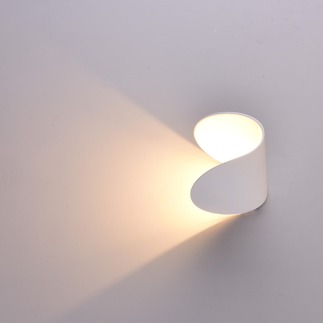 Modern Spiral LED Wall Light - Dimmable Twist Wall Sconce for Indoor Decor (2-Pack)