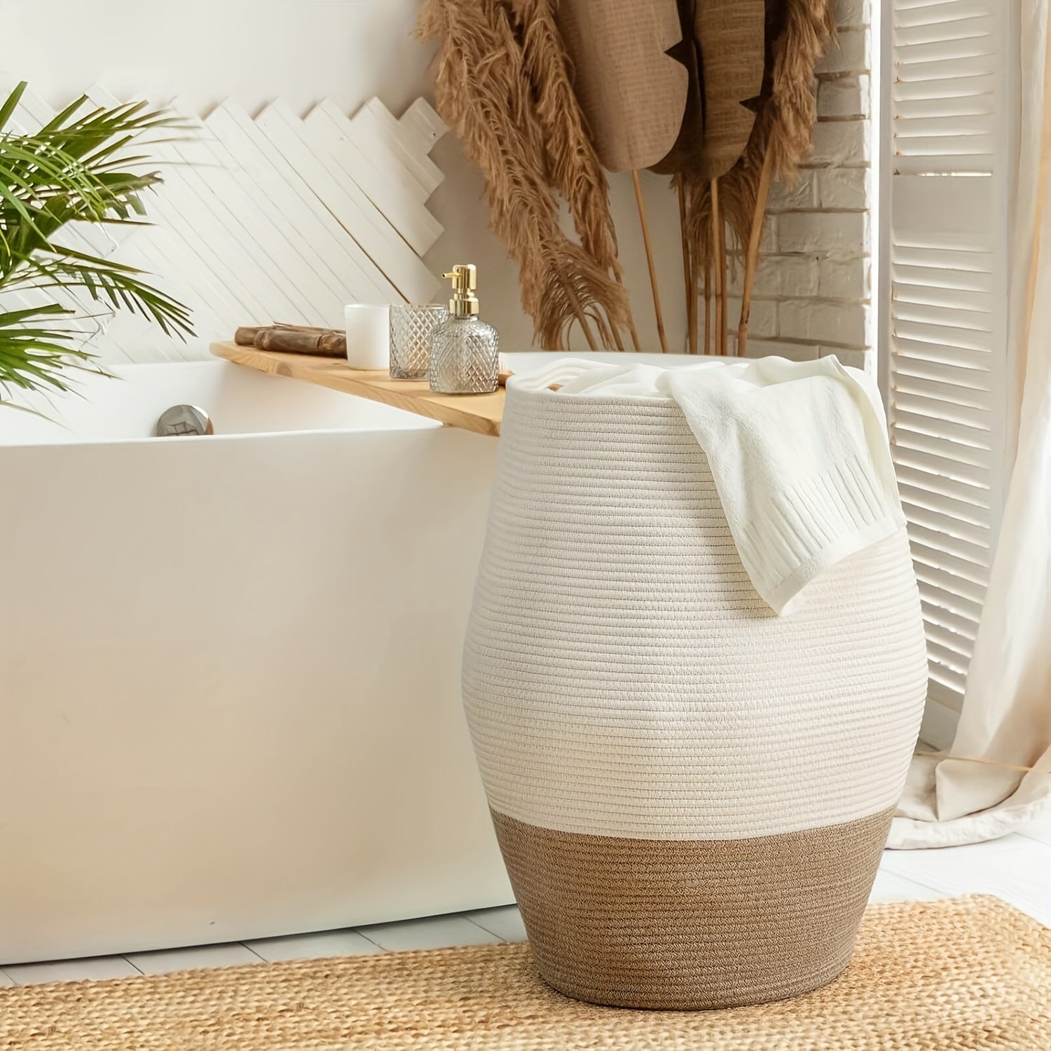 Large Woven Wicker Laundry Basket – Durable & Elegant Hamper for Laundry Room Storage