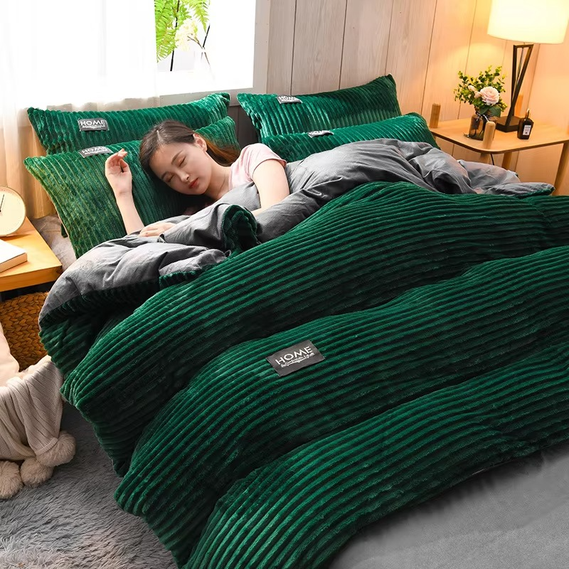 Velvet Fleece Blanket Cover – Soft Warm Cozy Bedding for Ultimate Comfort