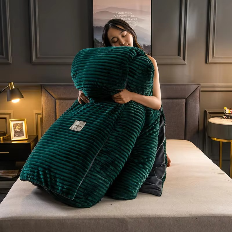 Velvet Fleece Blanket Cover – Soft Warm Cozy Bedding for Ultimate Comfort