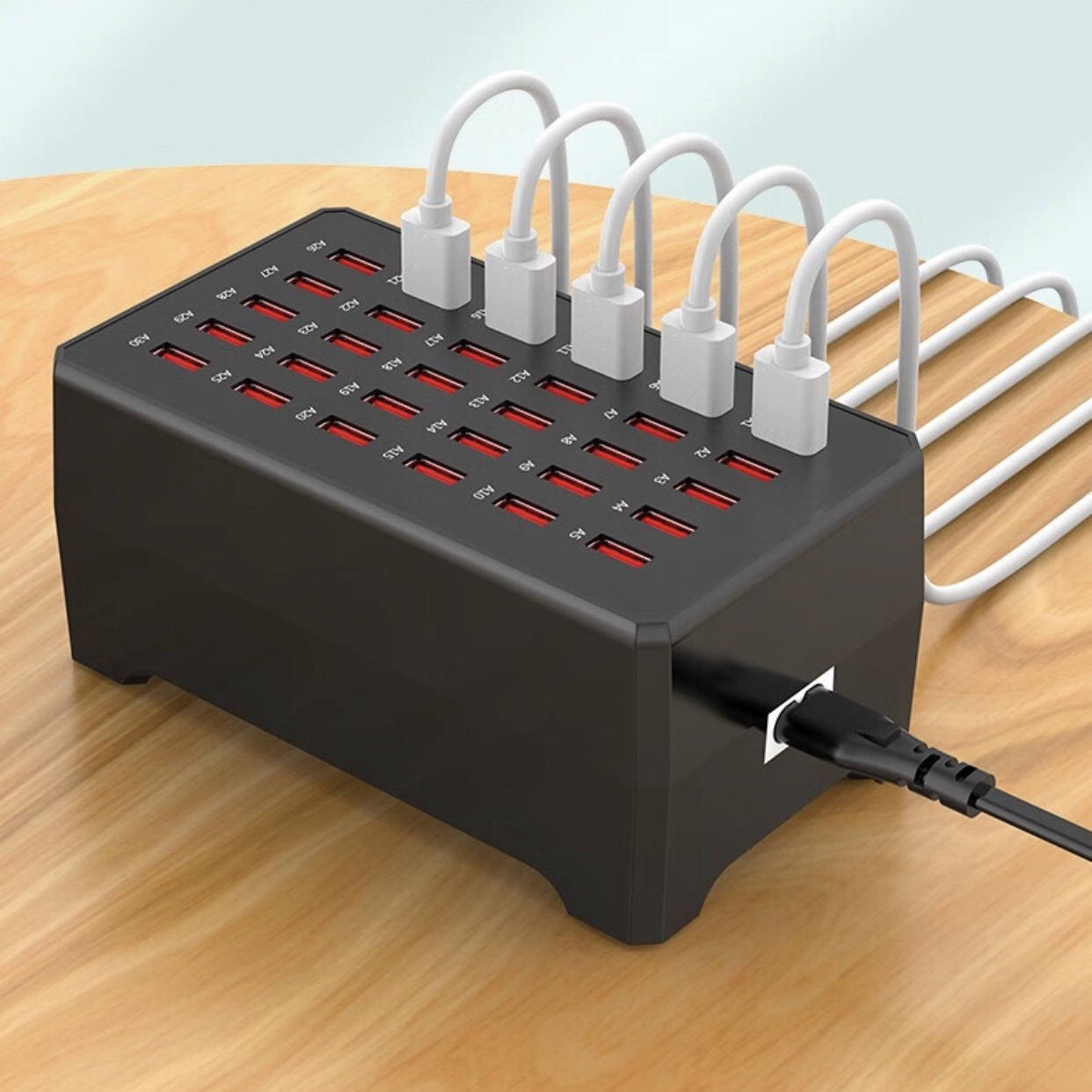 USB Charging Station – Convenient and Fast for All Your Devices