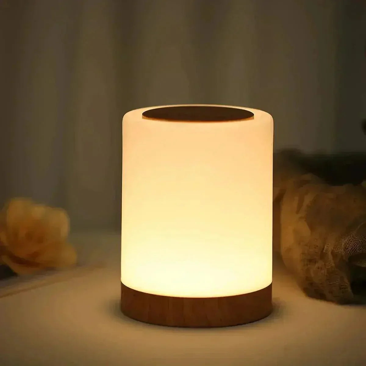GlowTap – Portable Touch LED Lamp with Colour Modes and USB-C Charging