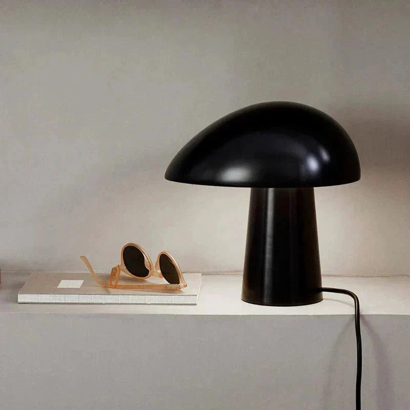 Homely – Minimalist Table Lamp with Scandinavian Charm