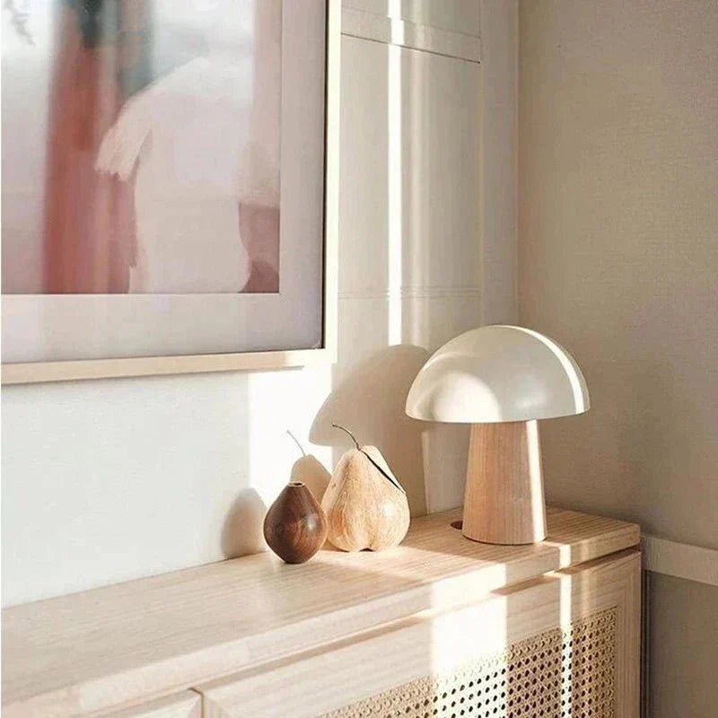 Homely – Minimalist Table Lamp with Scandinavian Charm