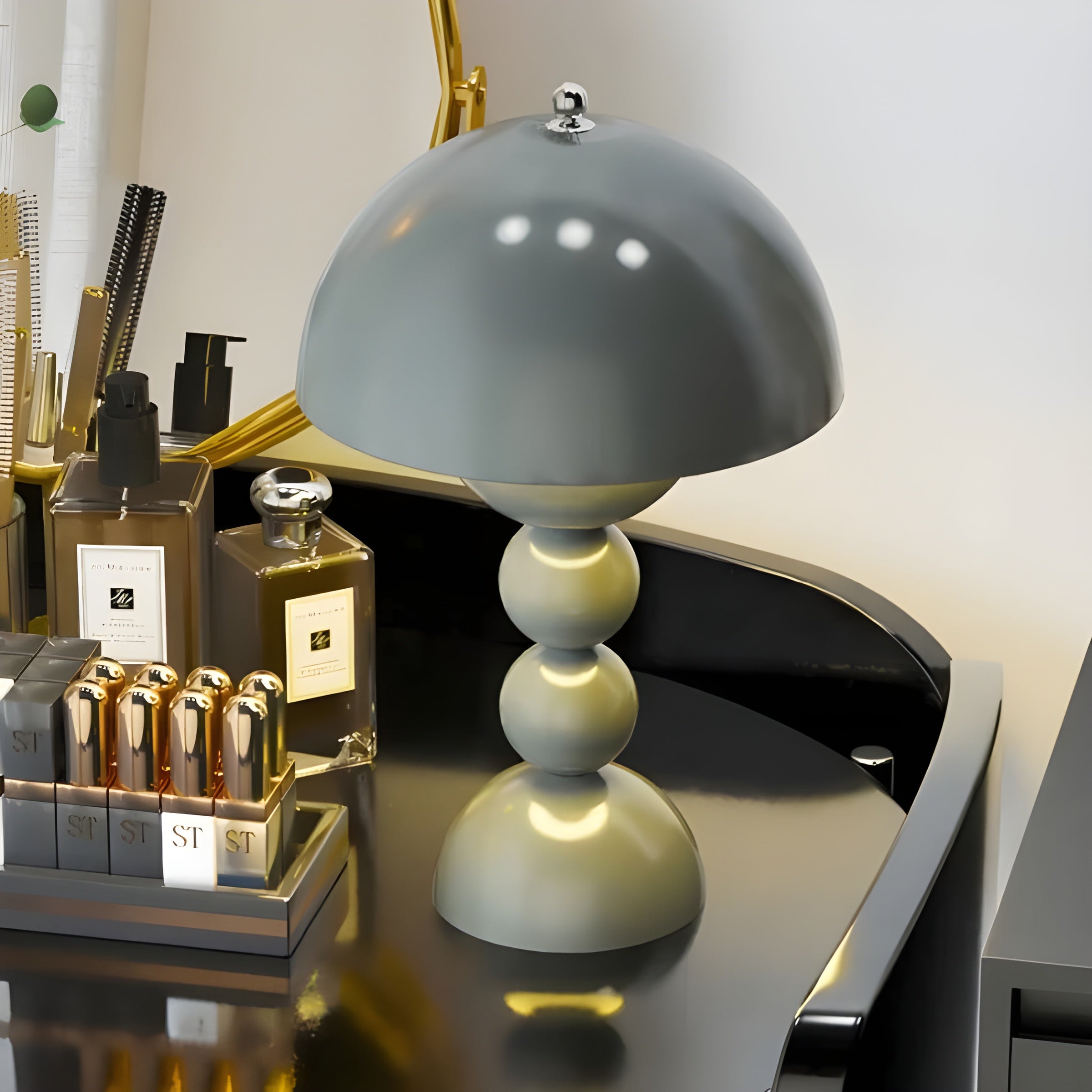 Scandinavian Design Table Lamp - FloraGlow